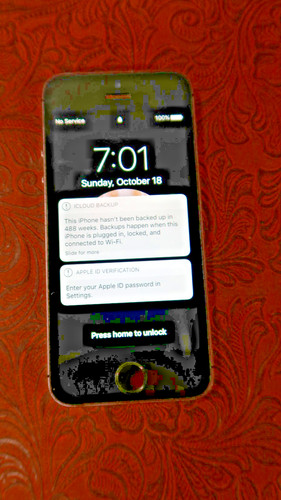 Apple iphone 16gb space - 5s,